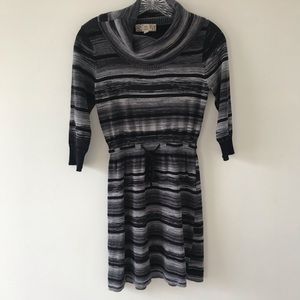 Pink Rose sweater‎ dress